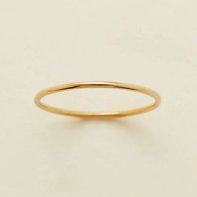 14k Solid Gold Round Stacking Ring 14k Solid Gold / 5 Ring