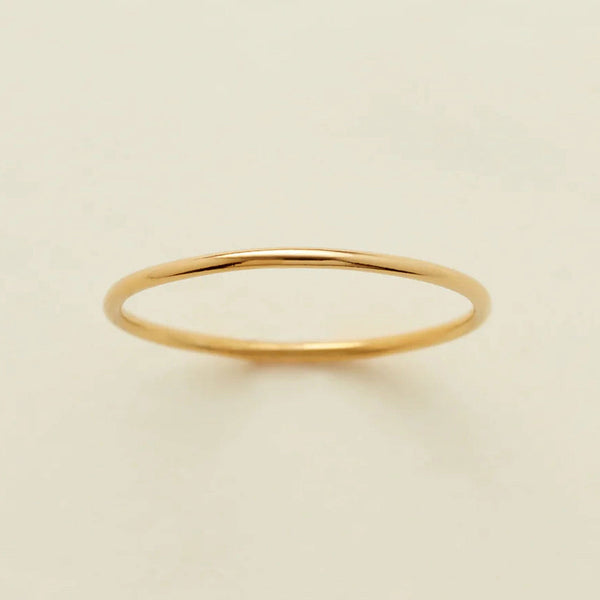 14k Solid Gold Round Stacking Ring 14k Solid Gold / 5 Ring