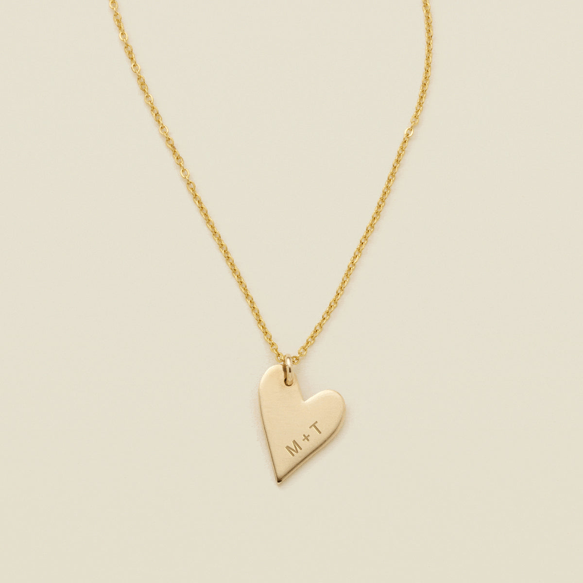 Delicate and sweet gorgeous designer V letter pendant necklace is